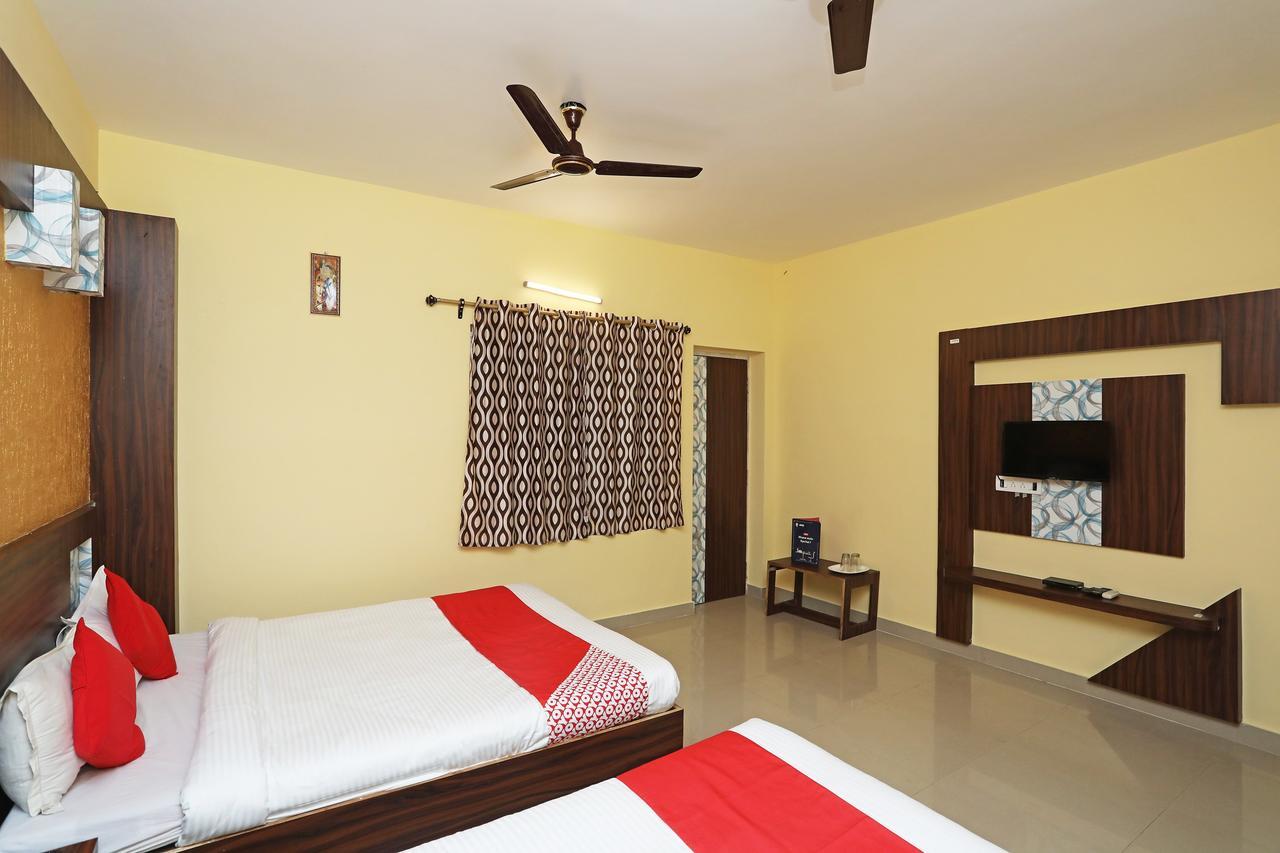 Oyo 15206 Hotel Sonar Gaon Puri Exterior photo