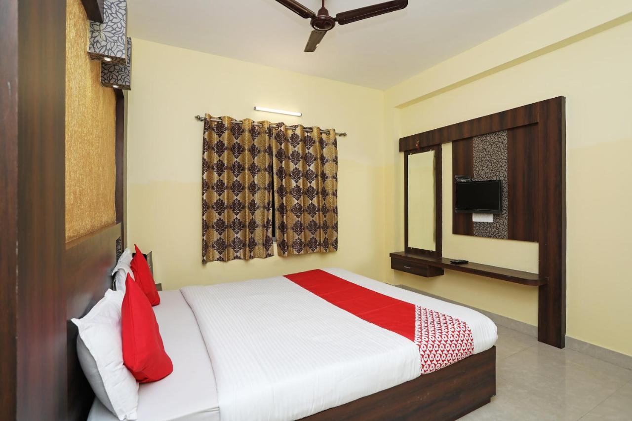 Oyo 15206 Hotel Sonar Gaon Puri Exterior photo