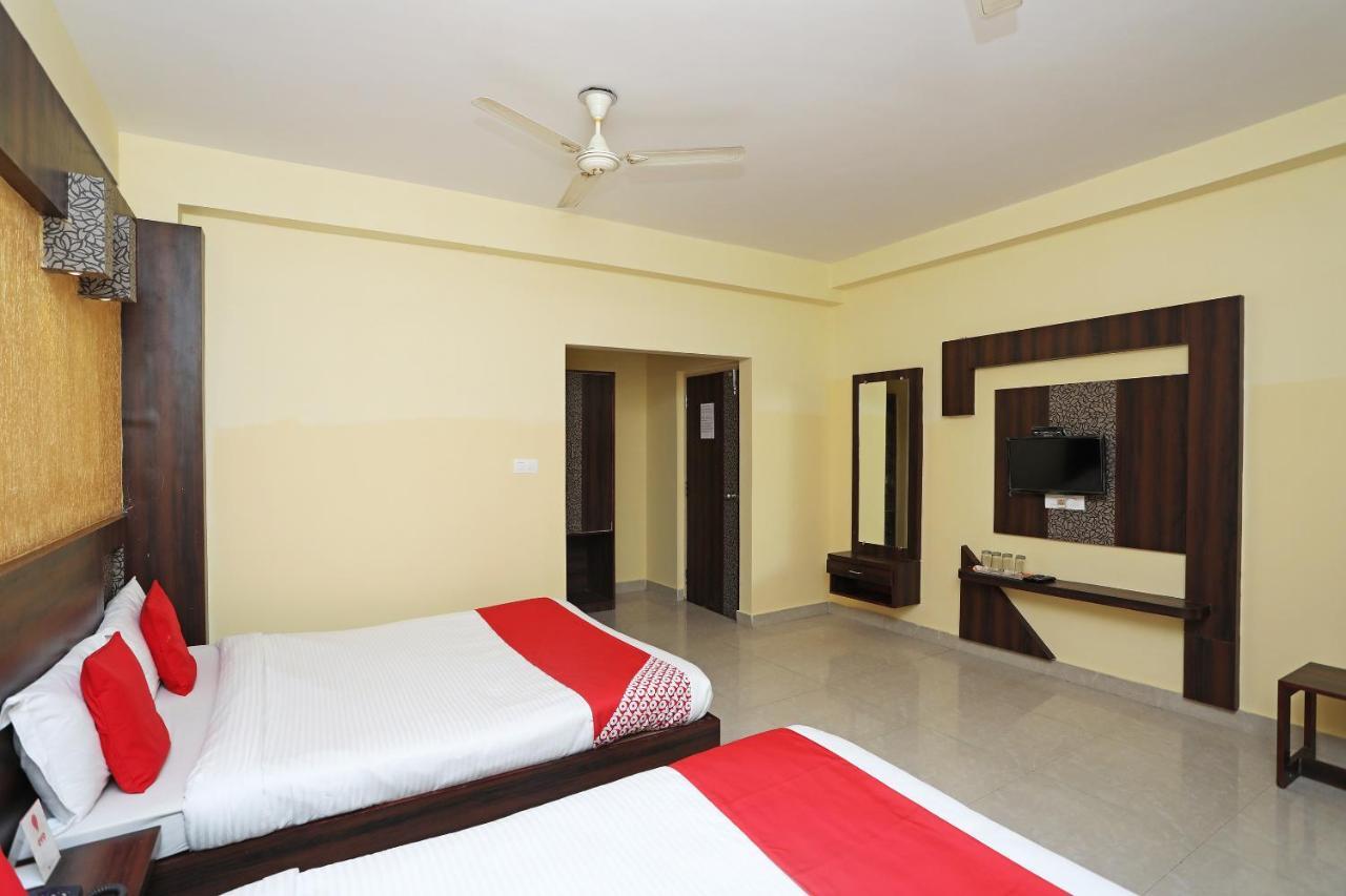 Oyo 15206 Hotel Sonar Gaon Puri Exterior photo